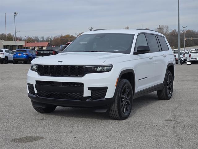 2025 Jeep Grand Cherokee GRAND CHEROKEE L ALTITUDE 4X4