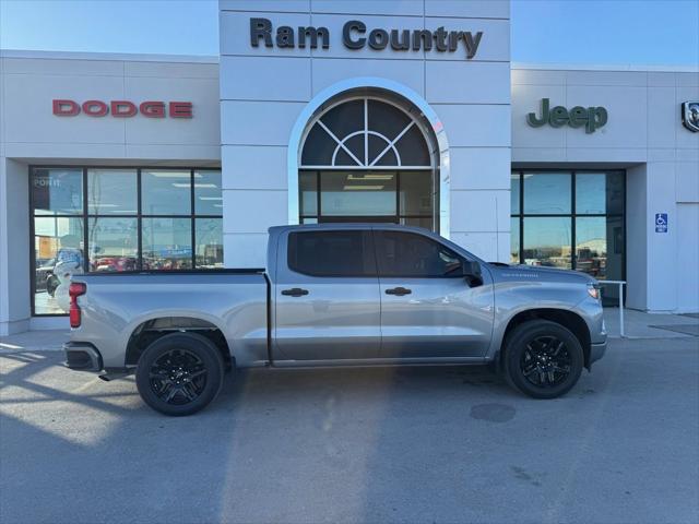 2024 Chevrolet Silverado 1500 2WD Crew Cab Short Bed Custom