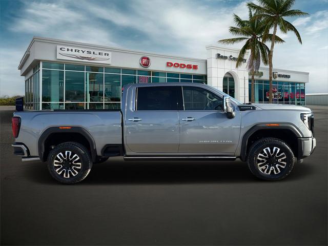 2026 GMC Sierra 2500HD Crew Cab, Standard Bed, Denali Ultimate, 4WD
