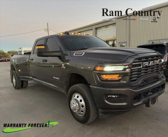 2025 RAM 3500 Big Horn Crew Cab 4x4 8 Box