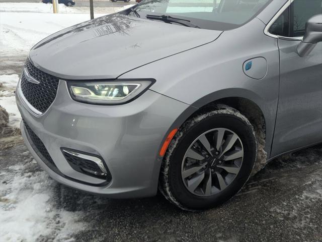 2021 Chrysler Pacifica Hybrid Touring L 2021 Chrysler Pacifica Hybrid Touring L