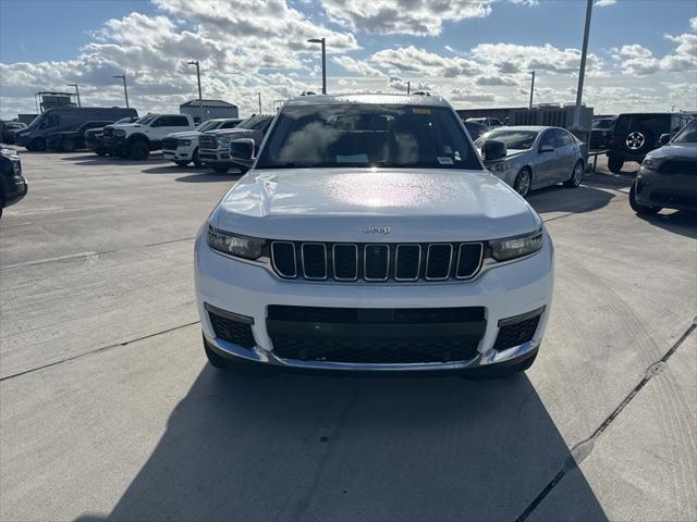 2022 Jeep Grand Cherokee L Limited 4x4 2022 Jeep Grand Cherokee L Limited 4x4