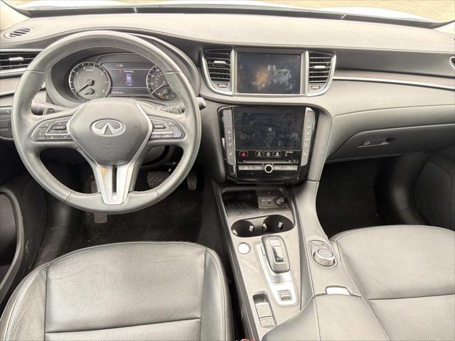 2023 INFINITI QX50 LUXE