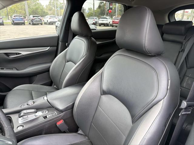 2023 INFINITI QX50 LUXE