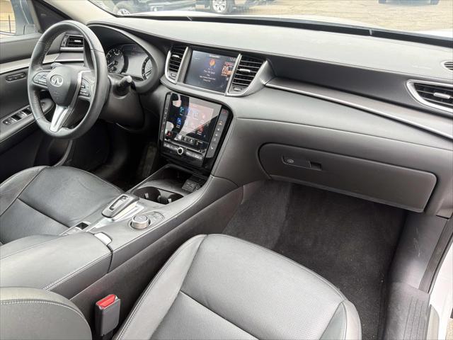 2023 INFINITI QX50 LUXE