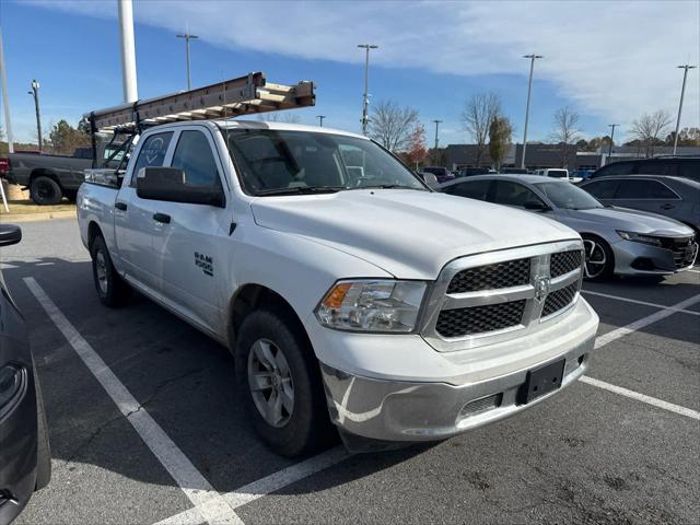 2023 RAM 1500 Classic SLT Crew Cab 4x4 57 Box 2023 RAM 1500 Classic SLT Crew Cab 4x4 57 Box