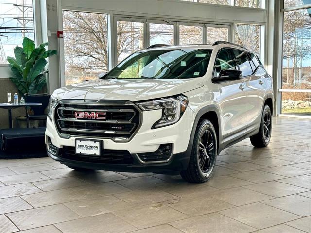 2022 GMC Terrain AWD AT4