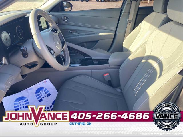 2025 Hyundai Elantra SEL Convenience