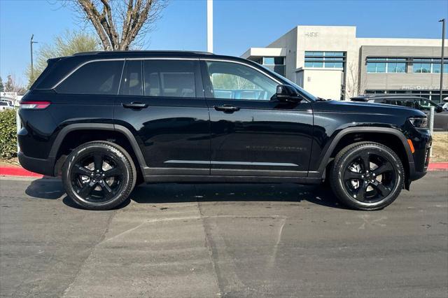 2026 Jeep Grand Cherokee Grand Cherokee Limited 4x2