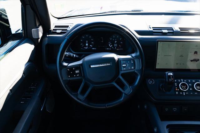2023 Land Rover Defender 130 X-Dynamic SE