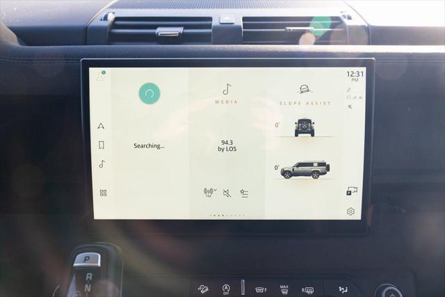 2023 Land Rover Defender 130 X-Dynamic SE