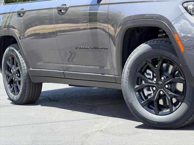 2026 Jeep Grand Cherokee L Altitude 4x4