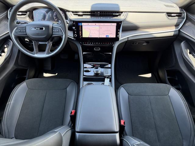 2026 Jeep Grand Cherokee L Altitude 4x4