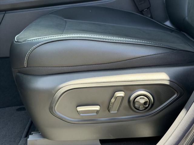 2026 Jeep Grand Cherokee L Altitude 4x4