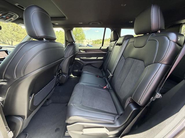 2026 Jeep Grand Cherokee L Altitude 4x4