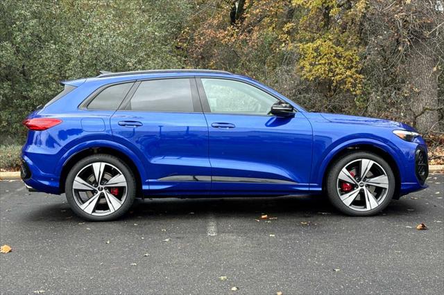 2025 Audi SQ5 Premium Plus TFSI quattro S tronic