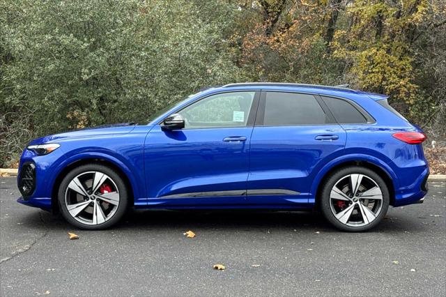 2025 Audi SQ5 Premium Plus TFSI quattro S tronic