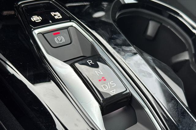 2025 Audi SQ5 Premium Plus TFSI quattro S tronic