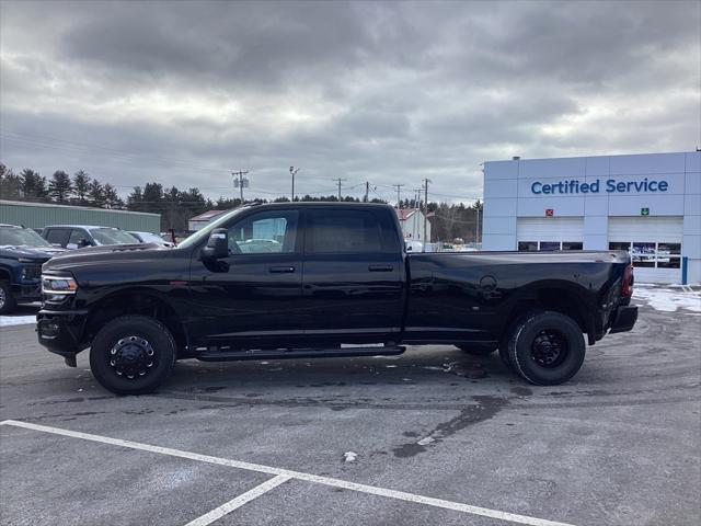 2023 RAM 3500 Laramie Crew Cab 4x4 8 Box