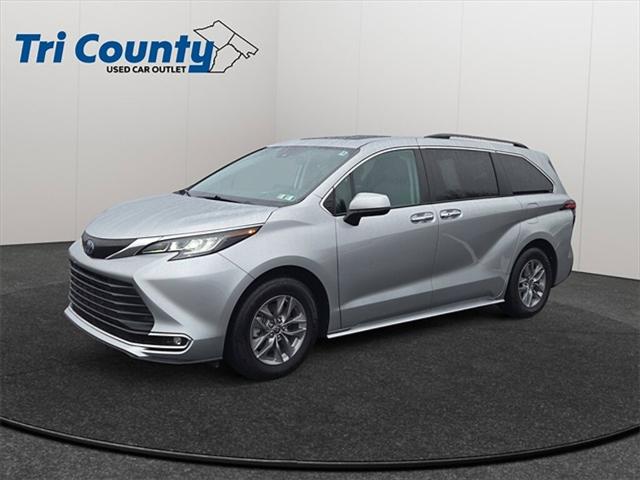 2022 Toyota Sienna XLE