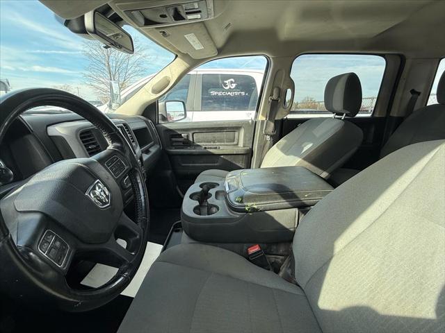 2021 RAM 1500 Classic Tradesman Crew Cab 4x4 57 Box