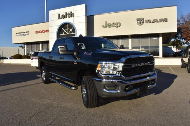 2024 RAM 2500 Tradesman Crew Cab 4x4 64 Box