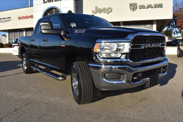 2024 RAM 2500 Tradesman Crew Cab 4x4 64 Box
