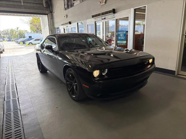 2018 Dodge Challenger SXT Plus