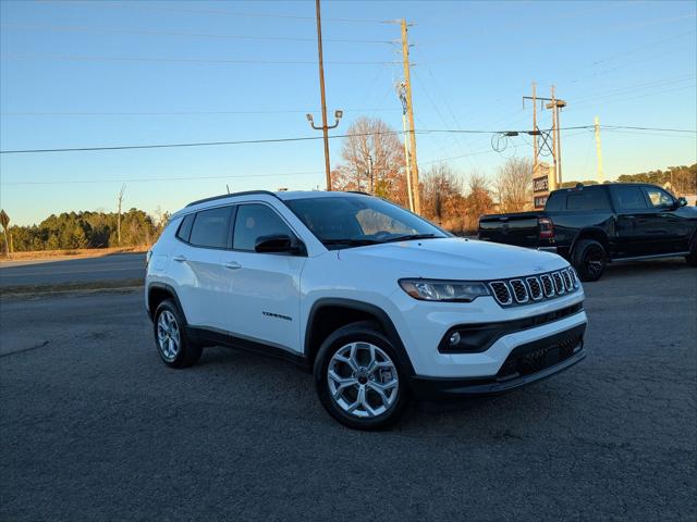 2026 Jeep Compass COMPASS LATITUDE 4X4