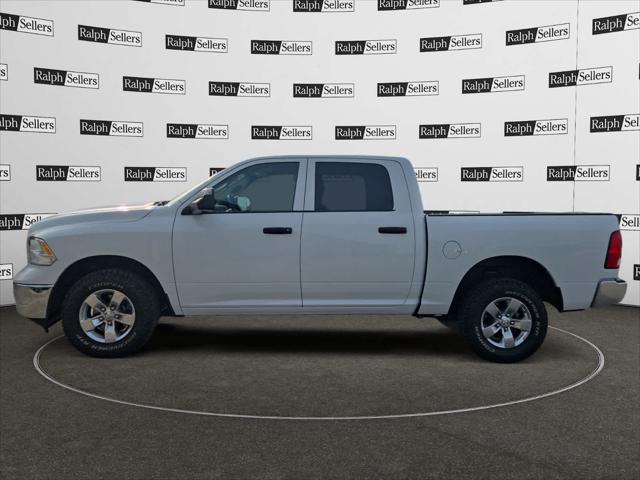 2022 RAM 1500 Classic Tradesman Crew Cab 4x4 57 Box 2022 RAM 1500 Classic Tradesman Crew Cab 4x4 57 Box