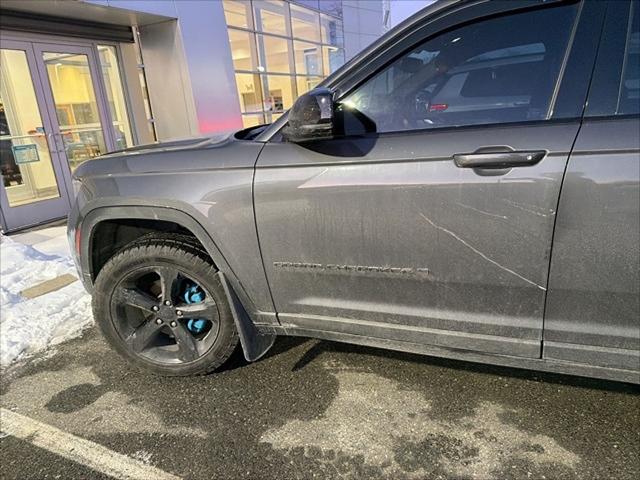 2023 Jeep Grand Cherokee Altitude 4x4 2023 Jeep Grand Cherokee Altitude 4x4