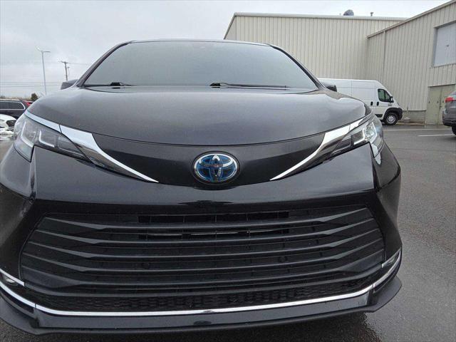 2021 Toyota Sienna XLE 2021 Toyota Sienna XLE