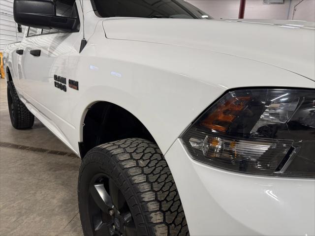2017 RAM 1500 Express Quad Cab 4x2 64 Box