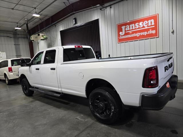 2026 RAM Ram 3500 RAM 3500 TRADESMAN CREW CAB 4X4 8 BOX