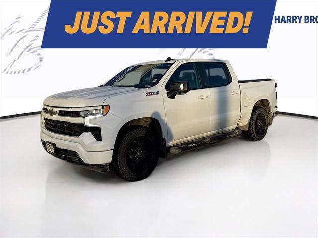 2023 Chevrolet Silverado 1500 4WD Crew Cab Short Bed RST