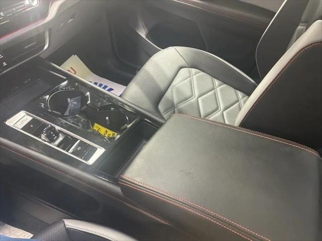 2025 Volkswagen Atlas 2.0T Peak Edition
