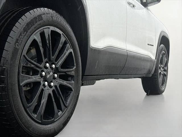 2023 GMC Acadia AWD SLE
