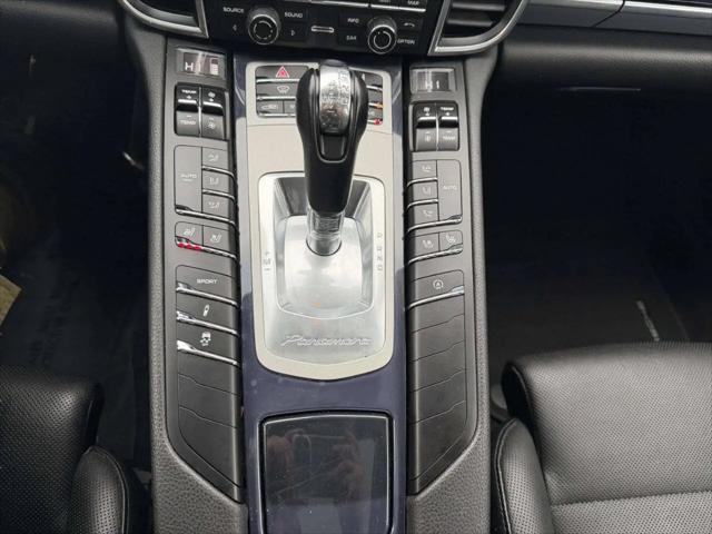 2016 Porsche Panamera 4