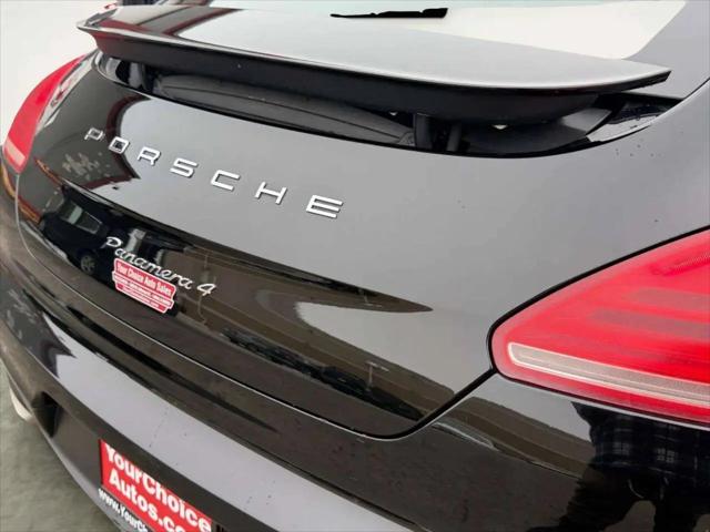 2016 Porsche Panamera 4