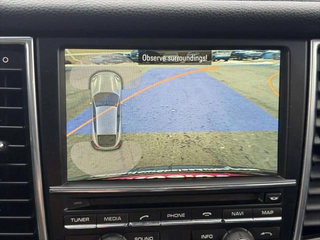 2016 Porsche Panamera 4