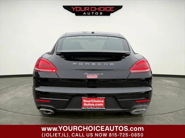 2016 Porsche Panamera 4