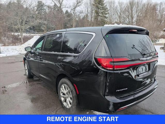 2026 Chrysler Pacifica Select AWD