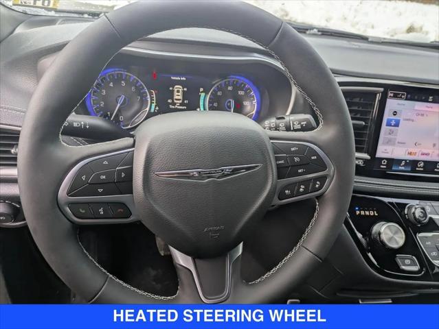 2026 Chrysler Pacifica Select AWD