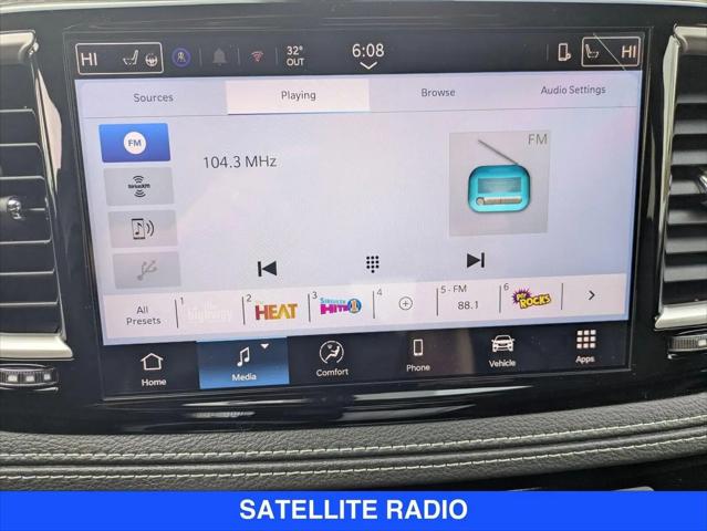 2026 Chrysler Pacifica Select AWD
