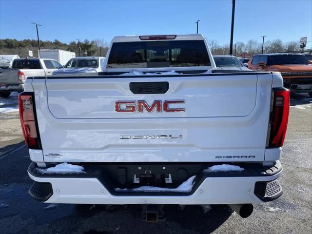 2024 GMC Sierra 3500HD 4WD Crew Cab Standard Bed Denali