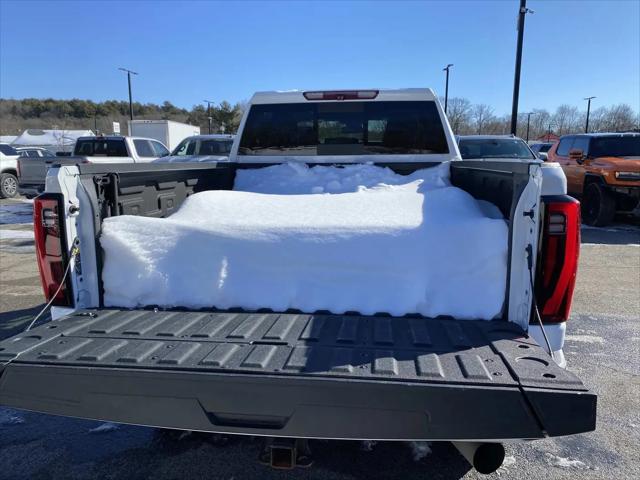 2024 GMC Sierra 3500HD 4WD Crew Cab Standard Bed Denali