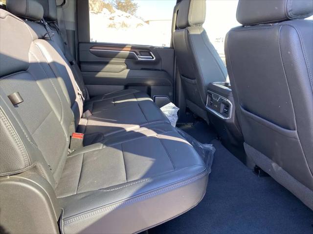 2024 GMC Sierra 3500HD 4WD Crew Cab Standard Bed Denali