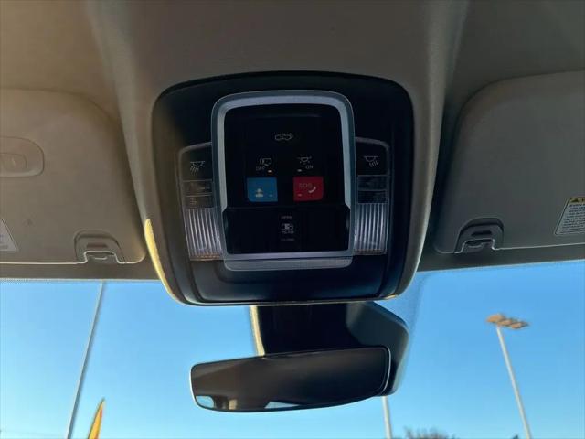 2026 Ram 1500 Limited Longhorn Crew Cab 4x4 5'7" Box