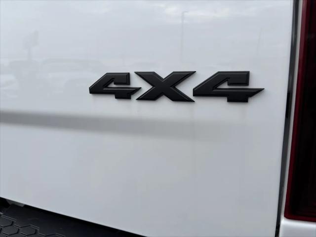 2024 Ram 1500 Classic Warlock Crew Cab 4x4 5'7" Box
