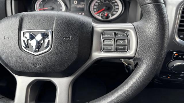 2024 Ram 1500 Classic Warlock Crew Cab 4x4 5'7" Box